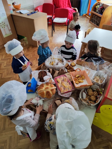 Dani kruha i zahvalnosti za plodove zemlje u našem vrtiću - slika broj: 11